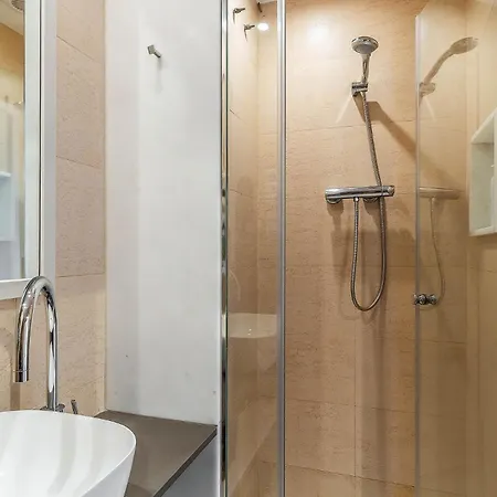 Ab Sagrada Familia Premium