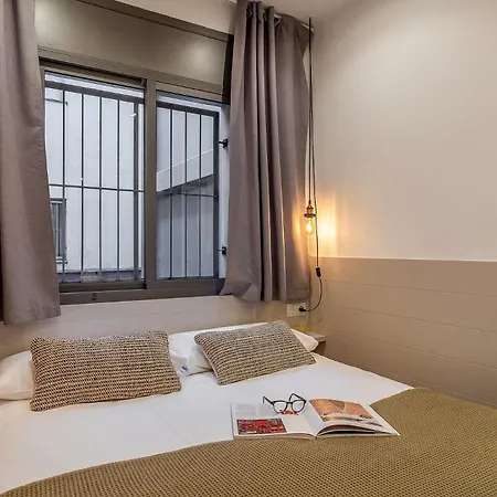 Ab Sagrada Familia Premium برشلونة
