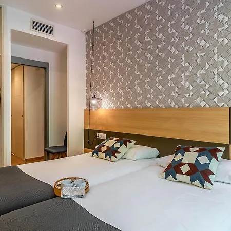 Ab Sagrada Familia Premium شقة